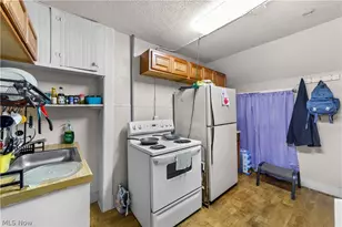 448 Delaware Ave, Lorain, OH 44052 - Photo 12