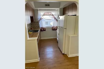 6118 Ridge Road, Parma, OH 44129 - Photo 6