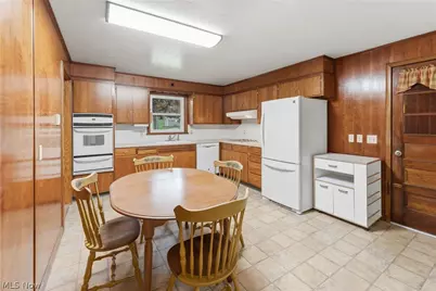 1304 E 2nd Street, Dover, OH 44622 - Photo 6