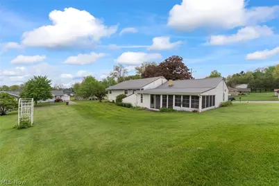 1304 E 2nd Street, Dover, OH 44622 - Photo 2