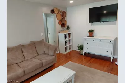 506 Moore Street, Hubbard, OH 44425 - Photo 6