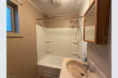 1115 McKinley Street NE, Warren, OH 44483 - Photo 8
