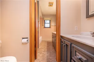 7627 Catherine St, Masury, OH 44438 - Photo 18