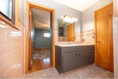 7627 Catherine Street, Masury, OH 44438 - Photo 28