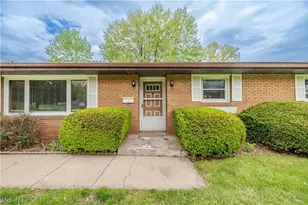 7627 Catherine St, Masury, OH 44438 - Photo 2