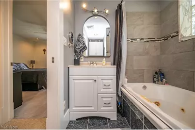 124 Hartzell Avenue, Niles, OH 44446 - Photo 26