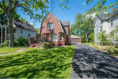 124 Hartzell Avenue, Niles, OH 44446 - Photo 2