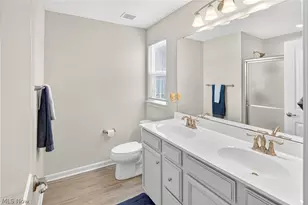 36283 Lands End Dr, North Ridgeville, OH 44039 - Photo 22
