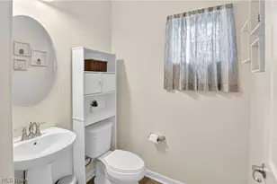 36283 Lands End Dr, North Ridgeville, OH 44039 - Photo 14
