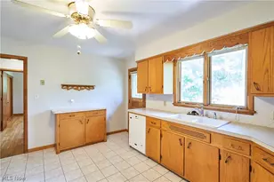 647 Killian Rd, Coventry, OH 44319 - Photo 8