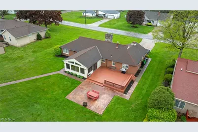 2251 Pine Ridge Drive, Wickliffe, OH 44092 - Photo 12