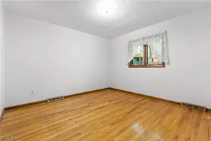 6968 Carol Dr, Independence, OH 44131 - Photo 22