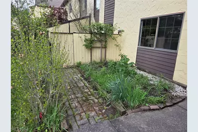 879 Hampton Ridge Drive, Akron, OH 44313 - Photo 30