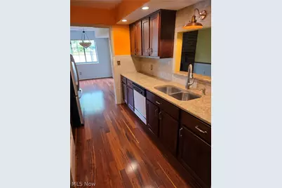 879 Hampton Ridge Drive, Akron, OH 44313 - Photo 8
