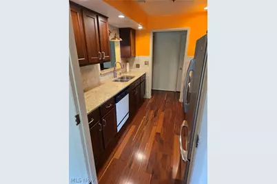 879 Hampton Ridge Drive, Akron, OH 44313 - Photo 10