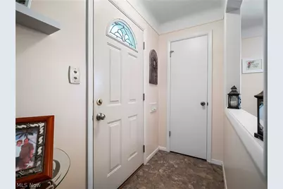 12305 Eastwood Boulevard, Garfield Heights, OH 44125 - Photo 6