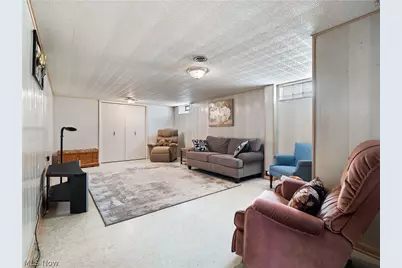 12305 Eastwood Boulevard, Garfield Heights, OH 44125 - Photo 28