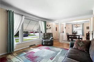 12305 Eastwood Blvd, Garfield Heights, OH 44125 - Photo 12