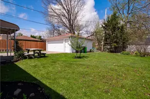 12305 Eastwood Blvd, Garfield Heights, OH 44125 - Photo 34