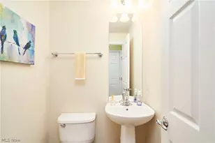 438 Turner Dr, Copley, OH 44321 - Photo 8