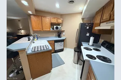 6799 Tippecanoe Road #1, Canfield, OH 44406 - Photo 8