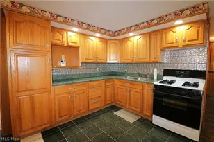 28 Valley Park Dr, Norwalk, OH 44857 - Photo 4