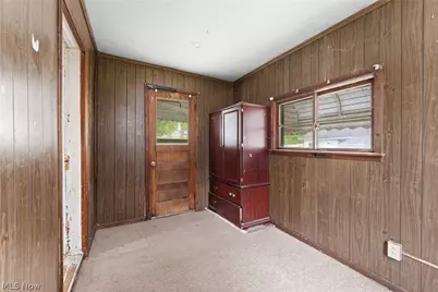 671 Fairview Avenue, Barberton, OH 44203 - Photo 30