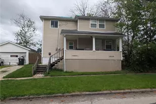 206 Water St, Wadsworth, OH 44281 - Photo 2
