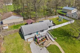 565 Perry Rd, Tallmadge, OH 44278 - Photo 2
