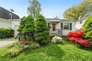 4284 W 204th St, Fairview Park, OH 44126 - Photo 2