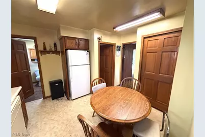 1805 Manchester Road, Akron, OH 44314 - Photo 8