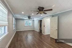 7185 Maple St, Mentor, OH 44060 - Photo 2