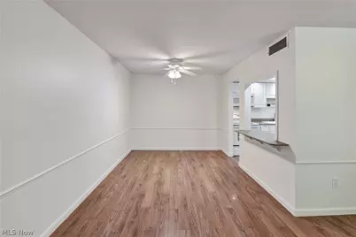 22701 Center Ridge Road #212, Rocky River, OH 44116 - Photo 30