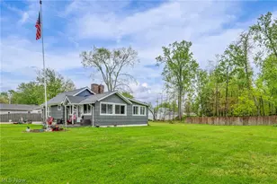 7476 Pinehurst Dr, Mentor on the Lake, OH 44060 - Photo 6
