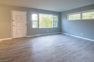 1399 Barlow Rd, Hudson, OH 44236 - Photo 2