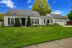 2839 Elmwood St, Cuyahoga Falls, OH 44221 - Photo 2