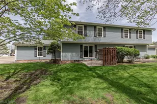 10297 Independence Dr, North Royalton, OH 44133 - Photo 2