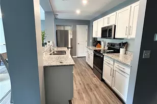 756 Hazelwood Dr, Vermilion, OH 44089 - Photo 10