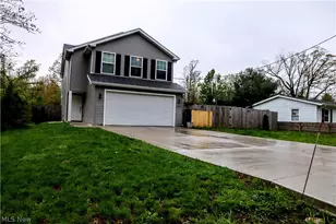 756 Hazelwood Dr, Vermilion, OH 44089 - Photo 4