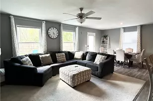 756 Hazelwood Dr, Vermilion, OH 44089 - Photo 12