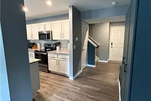 756 Hazelwood Dr, Vermilion, OH 44089 - Photo 16