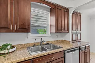 6932 Greenleaf Ave, Parma Heights, OH 44130 - Photo 10