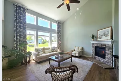 608 Aubrielle Avenue, Avon Lake, OH 44012 - Photo 4