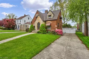 91 E 212th St, Euclid, OH 44123 - Photo 4