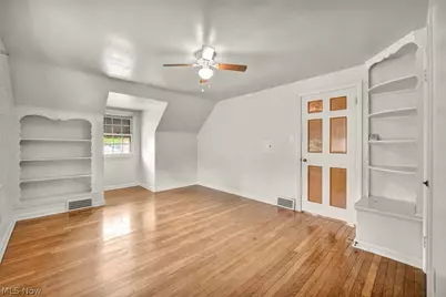 91 E 212th Street, Euclid, OH 44123 - Photo 24