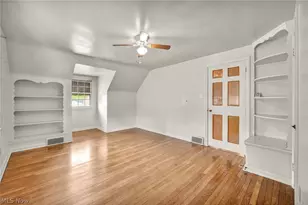 91 E 212th St, Euclid, OH 44123 - Photo 24