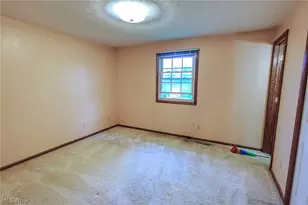 1821 Hiram St, Louisville, OH 44641 - Photo 30