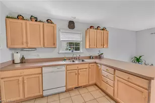 144 Royal Troon Dr SE, Warren, OH 44484 - Photo 14