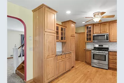 717 Columbia Avenue, Akron, OH 44310 - Photo 12