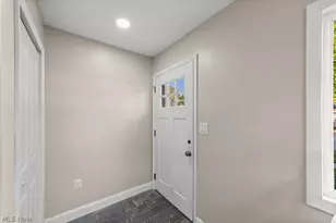 620 Pasadena Ave, Sheffield Lake, OH 44054 - Photo 2